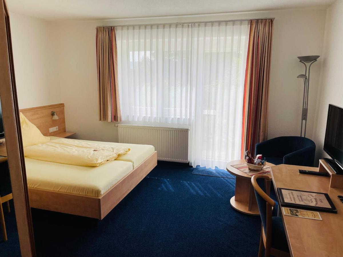 Hotel Zum Fliegerwirt Mengen Eksteriør bilde