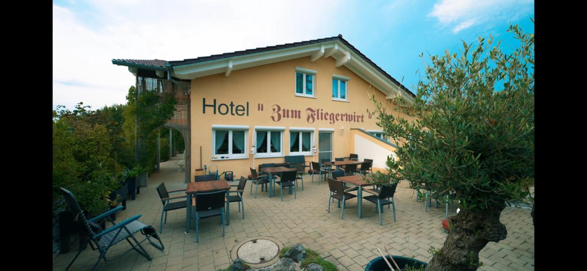 Hotel Zum Fliegerwirt Mengen Eksteriør bilde