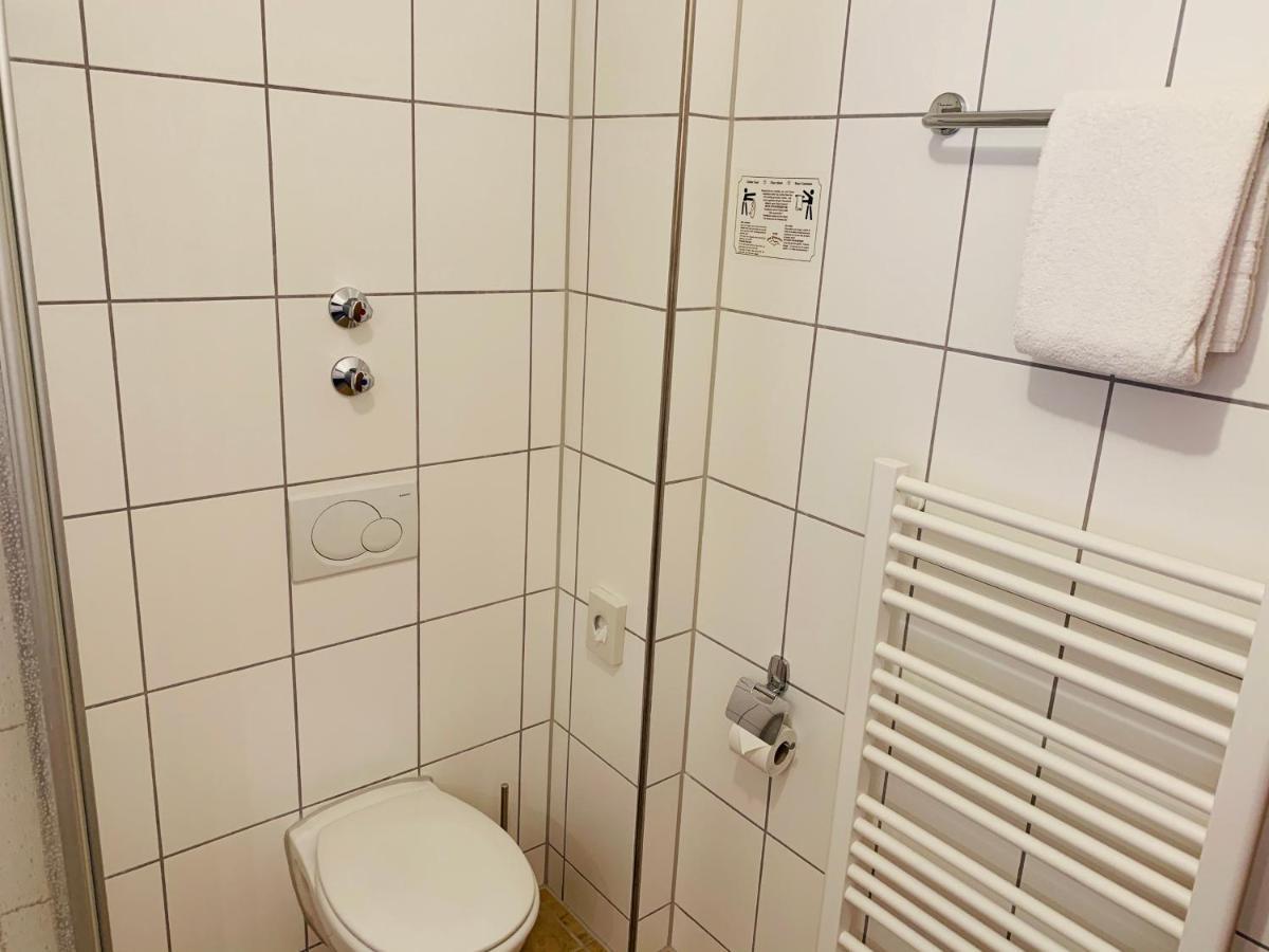 Hotel Zum Fliegerwirt Mengen Eksteriør bilde